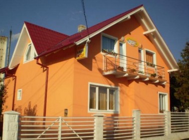 PENSIUNEA LA DOI PASI TOPLITA